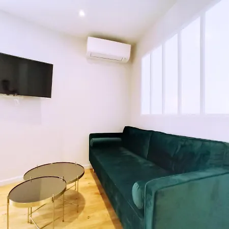 Viva Riviera Palais Design 2 Bedrooms Apartment