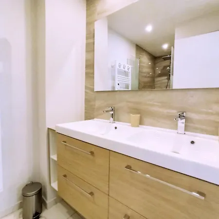 Viva Riviera Palais Design 2 Bedrooms Apartment *